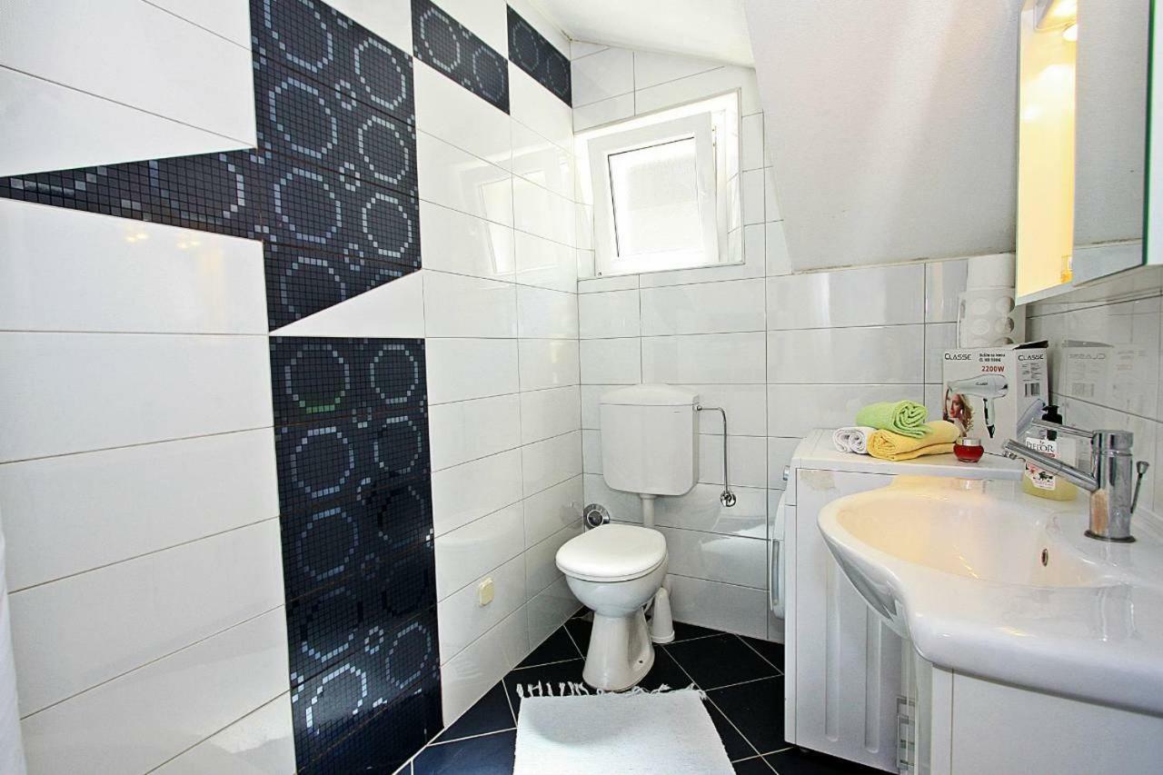 Apartmani Nila Пучища Екстер'єр фото