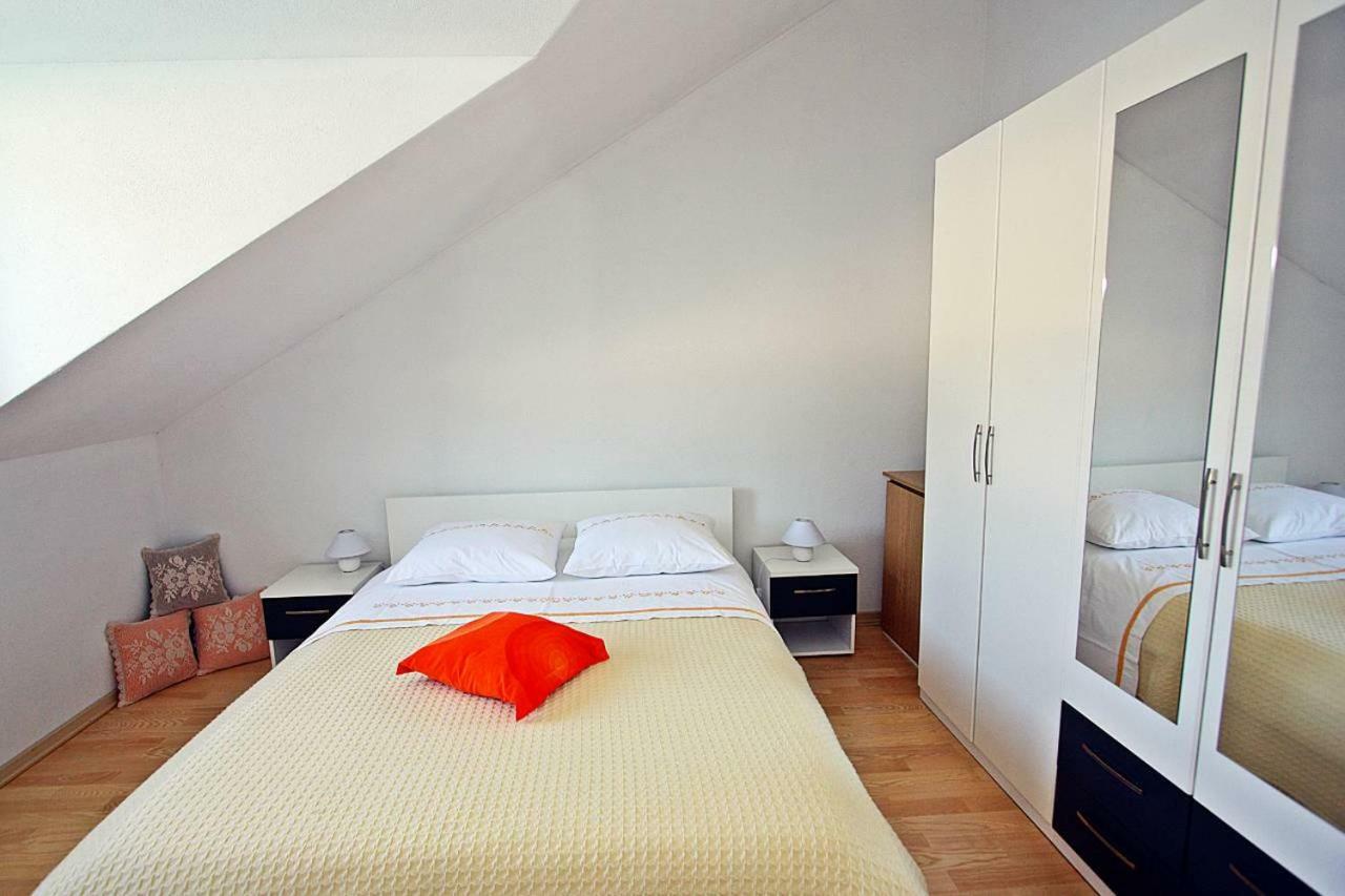 Apartmani Nila Пучища Екстер'єр фото